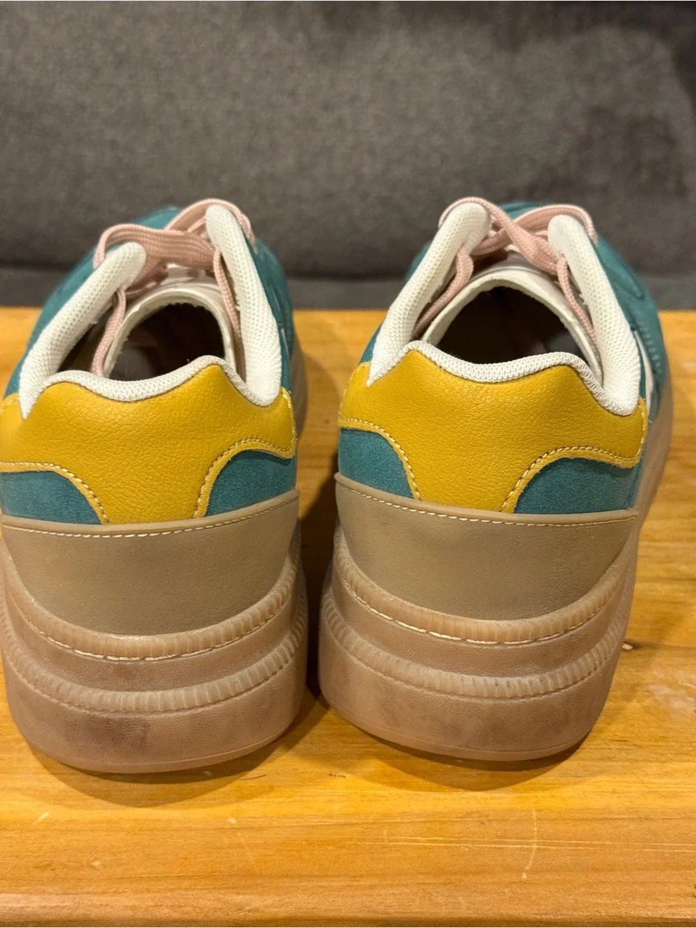 Madden Girl Goalie Platform Sneaker Women Size 7 EUC